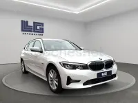 Usado BMW 330e 292 CV (214 kW) 2022 Blanco Familiar
