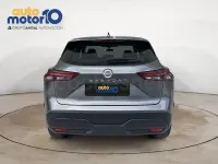 Usado Nissan Qashqai Acenta 140 CV (102 kW) 2022 Gris / plata SUV