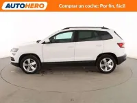 Usado Skoda Karoq Ambition 150 CV (110 kW) 2021 Blanco SUV