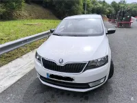Usado Skoda Rapid Active 86 CV (63 kW) 2014 Blanco Utilitario