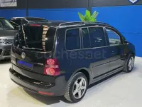 Usado VW Touran Edition 105 CV (77 kW) 2010 Negro Monovolumen