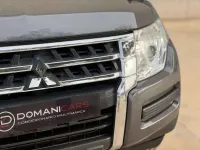 Usado Mitsubishi Montero Motion 200 CV (147 kW) 2015 Gris SUV
