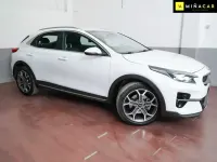Usado Kia XCeed 136 CV (100 kW) 2021 Blanco SUV