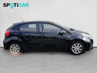 Usado Kia Rio 84 CV (61 kW) 2016 Negro Utilitario