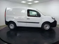 Usado Renault Kangoo 75 CV (55 kW) 2019 Blanco Monovolumen