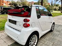 Usado Smart ForTwo Cabrio Passion 54 CV (39 kW) 2011 Blanco Descapotable