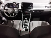 Usado VW T-Roc 110 CV (80 kW) 2024 Rojo SUV