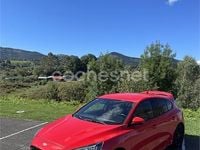 Usado Ford Focus ST-Line 125 CV (91 kW) 2018 Rojo Berlina