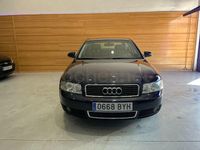 Usado Audi A4 130 CV (95 kW) 2002 Azul Berlina