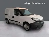 Usado Fiat Doblò 95 CV (69 kW) 2021 Blanco Monovolumen