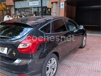 Używany Ford Focus Trend 115 KM (84 kW) 2012 Czarny Sedan/Limuzyna