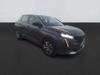 Usado Peugeot 3008 Active 131 CV (96 kW) 2022 Gris / plata SUV