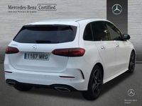 Usado Mercedes B200 AMG line 150 CV (110 kW) 2024 Blanco polar Monovolumen
