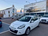 Usado Renault Clio IV Business 90 CV (66 kW) 2012 Blanco Berlina