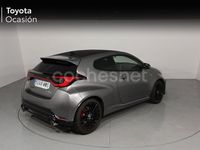 Usado Toyota Yaris 276 CV (202 kW) 2024 Gris / plata Berlina