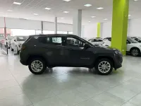 Usado Jeep Compass Limited 131 CV (96 kW) 2025 Gris SUV