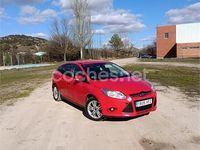 Usado Ford Focus Trend 105 CV (77 kW) 2011 Rojo Berlina