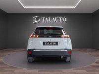 Usado Peugeot 2008 Allure 110 CV (80 kW) 2021 Blanco SUV