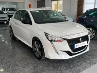 Usado Peugeot 208 Allure 100 CV (73 kW) 2023 Blanco Utilitario