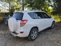 Usado Toyota RAV4 Executive 150 CV (110 kW) 2011 Blanco SUV