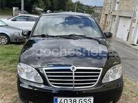 Usado Ssangyong (KGM) Rodius 165 CV (121 kW) 2010 Negro Monovolumen