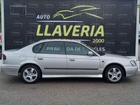 Usado Subaru Outback 156 CV (114 kW) 2000 Gris Familiar