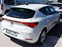 Usado Seat Leon Style 116 CV (85 kW) 2021 Blanco Utilitario