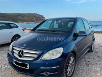 Usado Mercedes B180 109 CV (80 kW) 2008 Azul Monovolumen