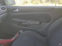 Usado Ford Focus Sport 136 CV (100 kW) 2007 Rojo Berlina