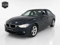 Usado BMW 318 143 CV (105 kW) 2015 Azul Berlina