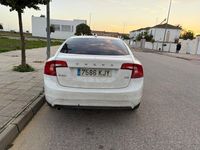 Usado Volvo S60 Momentum 120 CV (88 kW) 2018 Blanco Berlina
