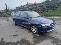 Usado Peugeot 306 90 CV (66 kW) 1999 Azul Berlina