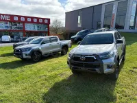 Nuevo Toyota HiLux Sport 220 CV (161 kW) 2025 Gris / plata Pickup/Camioneta