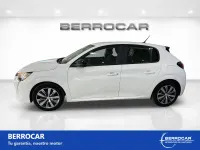 Usado Peugeot 208 Active 100 CV (73 kW) 2023 Blanco Utilitario