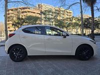 Usado Mazda 2 Edition 90 CV (66 kW) 2020 Blanco Berlina