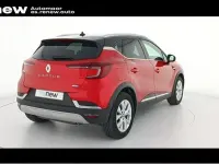 Usado Renault Captur Techno 90 CV (66 kW) 2024 Rojo SUV