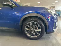 Usado Lexus LBX 136 CV (100 kW) 2025 Azul SUV
