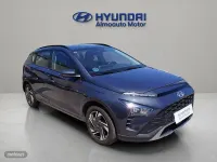 Usado Hyundai Bayon 100 CV (73 kW) 2021 Gris / plata SUV