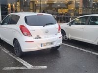 Usado Hyundai i20 75 CV (55 kW) 2014 Blanco Utilitario