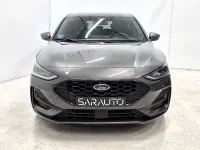 Usado Ford Focus ST-Line 155 CV (114 kW) 2023 Gris Utilitario