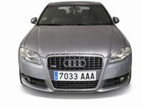 Usado Audi A4 140 CV (102 kW) 2007 Gris / plata Berlina