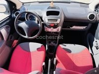 Usado Peugeot 107 54 CV (39 kW) 2008 Negro Utilitario