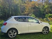 Usado Seat Ibiza 90 HP (66 kW) 2011 Branco Sedan