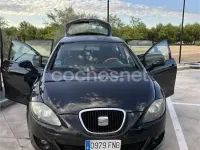 Usado Seat Leon Sport 102 CV (75 kW) 2007 Negro Utilitario