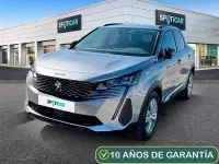 Usado Peugeot 3008 Active 130 CV (95 kW) 2021 Gris / plata SUV