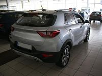 Usado Kia Stonic 100 CV (73 kW) 2024 Gris SUV