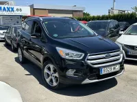 Usado Ford Kuga Business Edition 150 CV (110 kW) 2017 Negro metalico SUV