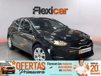 Usado Kia Ceed 136 CV (100 kW) 2023 Negro Utilitario