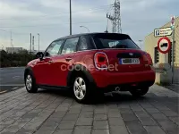 Usado Mini ONE 102 CV (75 kW) 2019 Rojo Utilitario