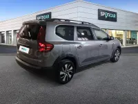 Usado Dacia Jogger Expression 110 CV (80 kW) 2025 Gris / plata Monovolumen